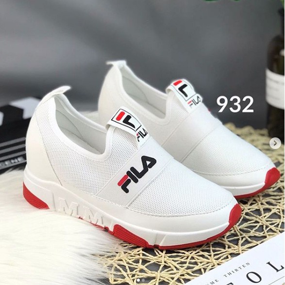 Sneakers 932