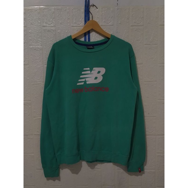 Crewneck New Balance Hijau