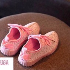 SEPATU ANAK WARNA PINK