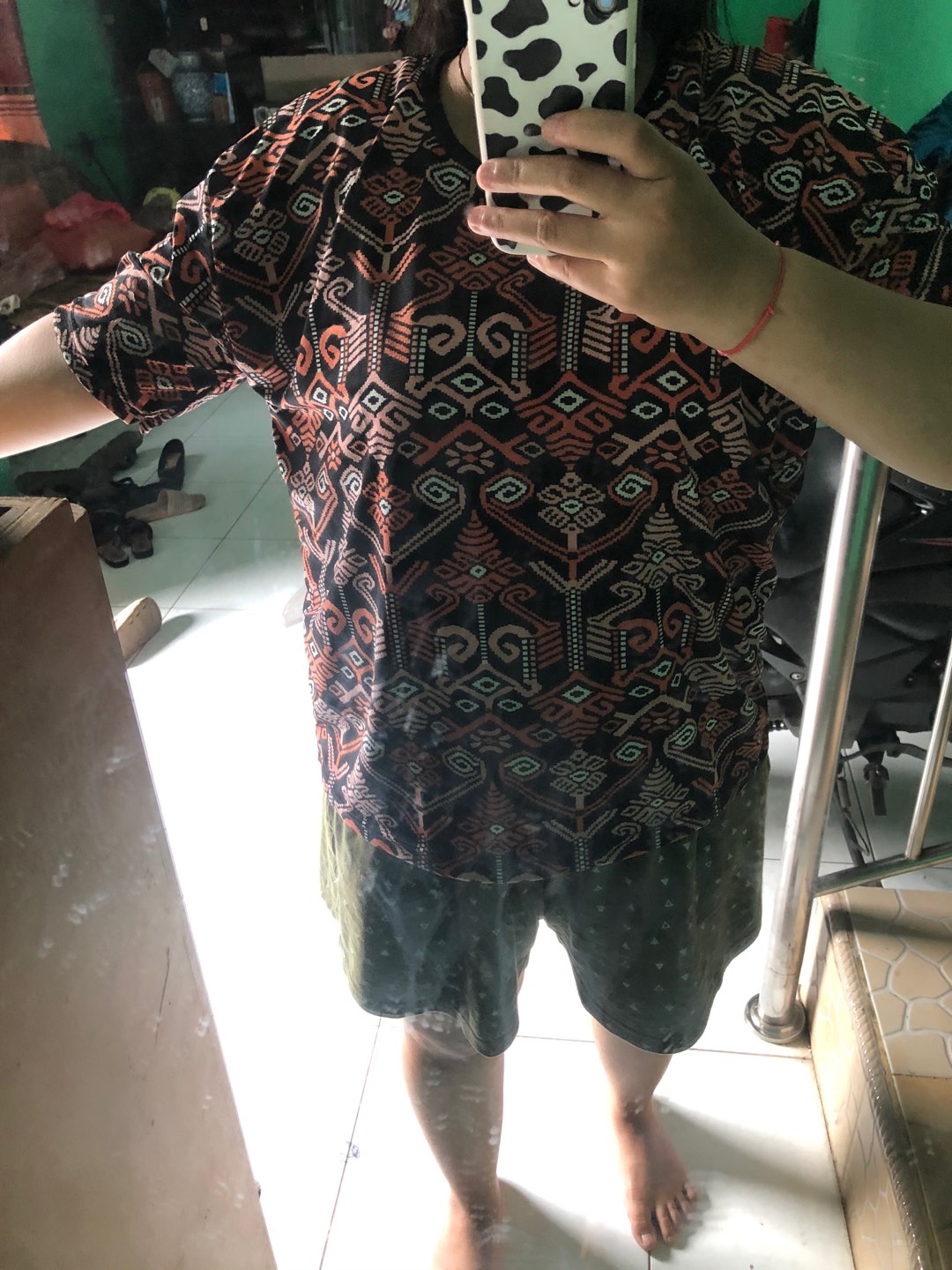 Monellina Arune Kaos Batik Oversize Wanita Lengan Panjang