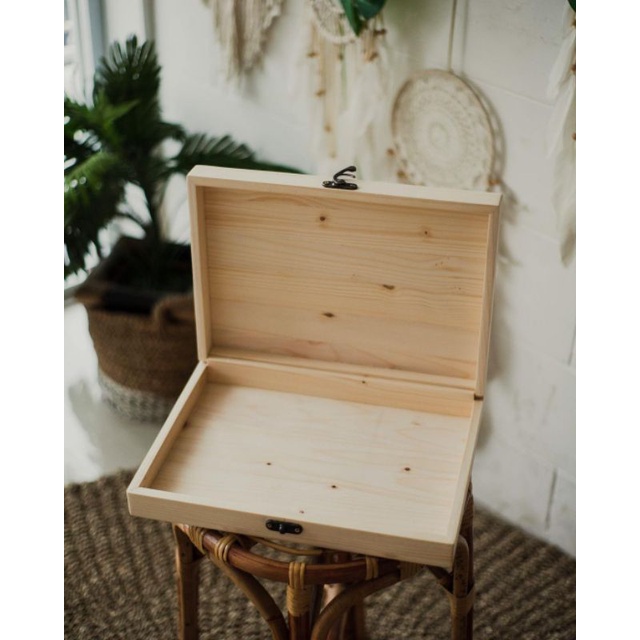

box album kayu solid 30x25x6