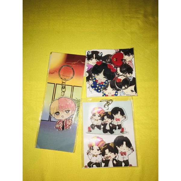 BTS IDOL TAEHYUNG V BT21 TATA RUN BTS ACRYLIC KEYCHAIN
