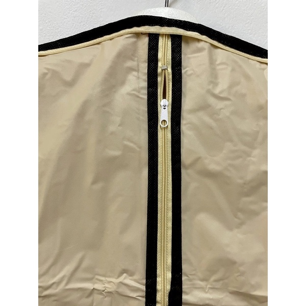 Cover Jas Tempat Jas Baju Bahan Parasut Waterproof / Sarung Jas Baju Blazer Anti Air Kuat