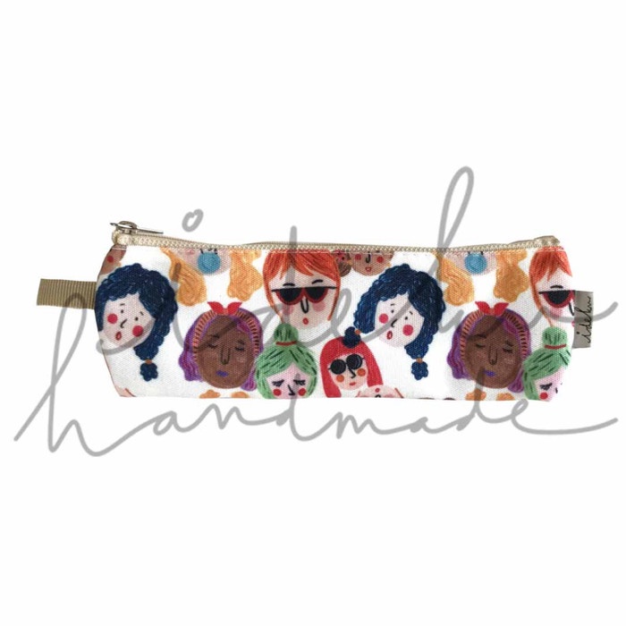 

Murah Pencil Case Faces Ideku Handmade Terlaris