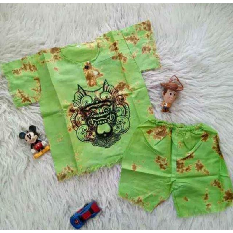 Setelan Baju Barong Balli Anak Laki laki dan Perempuan Usia 1-8 tahun / Baju Bali Anak / Baju Barong Anak / Baju Bali Anak Laki laki / Baju Bali Anak Perempuan / Kaos Barong Anak / Setelan Barong Anak / Setelan Anak Perempuan / Baju Barong Bali Anak