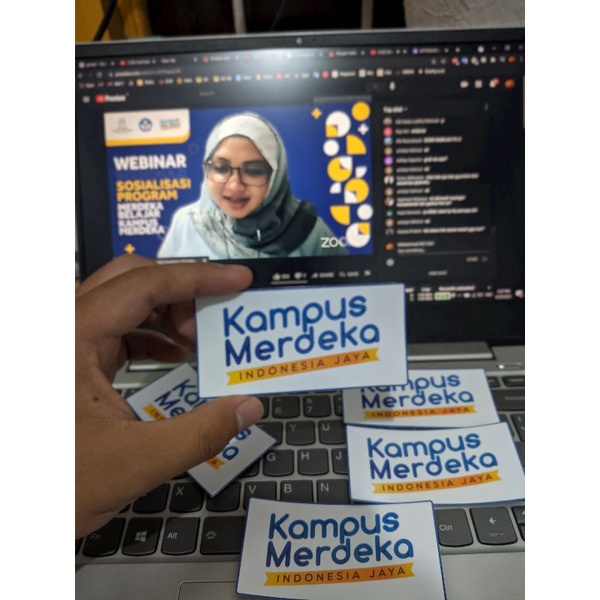 

Stiker Kampus Merdeka