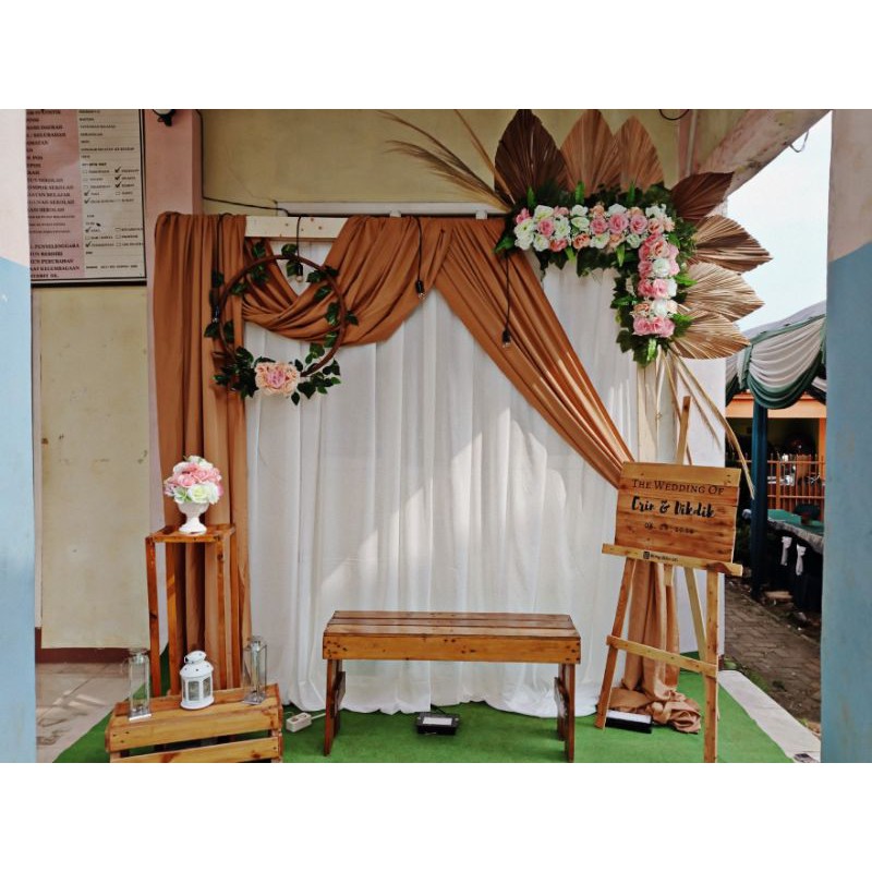 photobooth murah backdrop pernikahan / lamaran