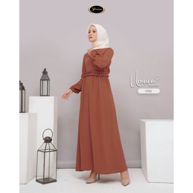 Umnia Dress by yessana