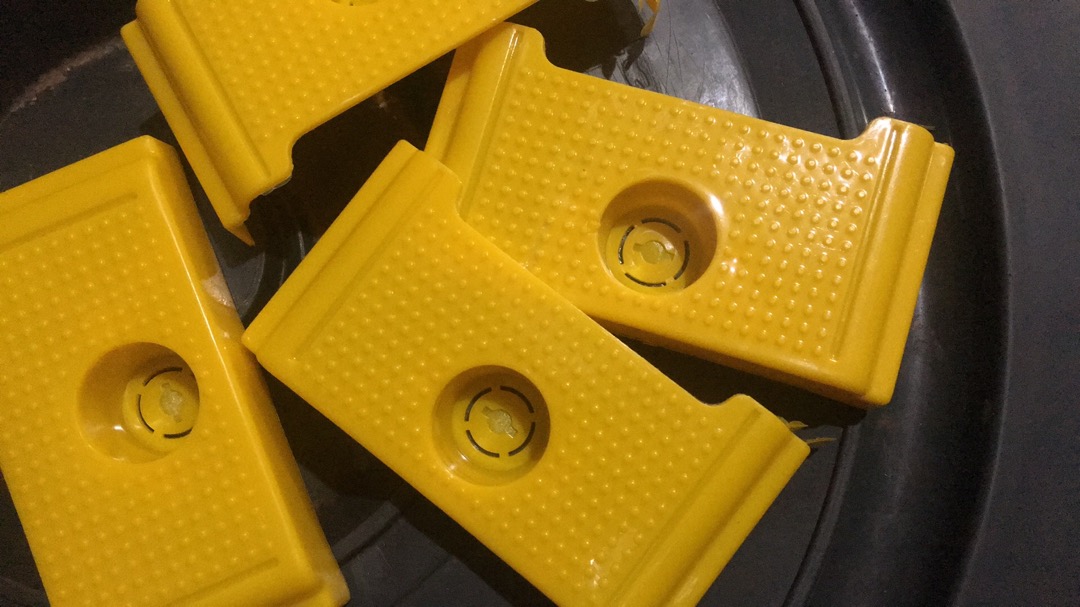 Tarikan Pintu Lemari Plastik Part Kurang Harga 2pcs