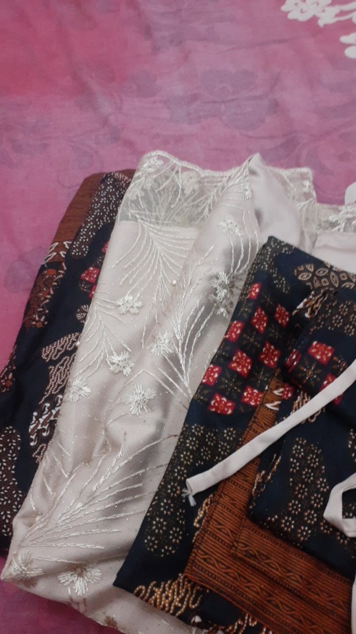 Nyk Batik - Batik Couple Viola Luna Cuff | Sarimbit Batik | Seragam Batik Tulle Brokat Terlaris