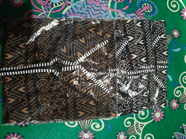 Couple Batik Premium Quality Slimfit Style Quality Dan Tunik Batik Wanita Modern