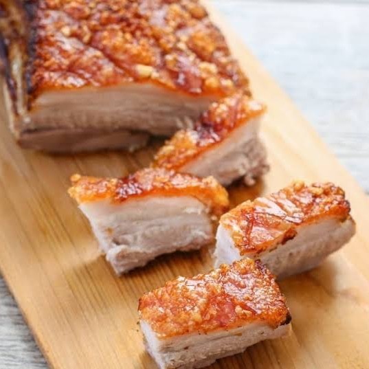 Jual golden crispy Roasted Pork Belly samcam siobak kriuk babi guling BIGUL PANGGANG BUMBU BALI
