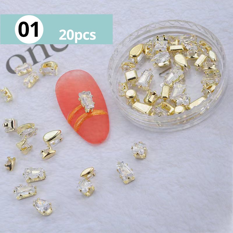 20pcs Manik-Manik Kuku 3D Bentuk Tetesan Air Warna Emas / Silver Untuk Dekorasi Nail Art