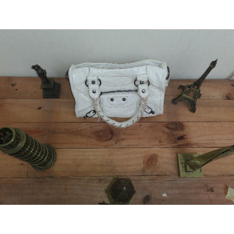 ala balenciaga mini preloved