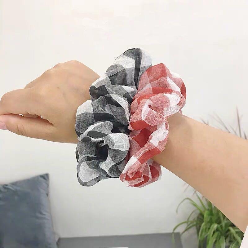 Scrunchie Kotak Kotak / Scrunchie Korea / Ikat Rambut Kotak Kotak / Ikat Rambut Korea