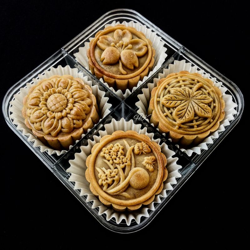 

Kue bulan Mooncake