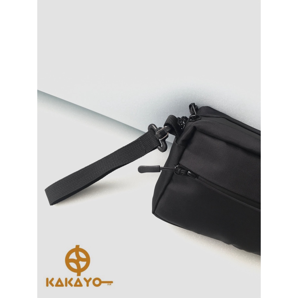 Kakayo/clutch/pouch /tas jinjing/tas  handphone/handbag pria dengan bahan Cordura dan design premium( barang di jamin sama dengan photo,jika terima barang tidak seusai photo uang kembali 100%)