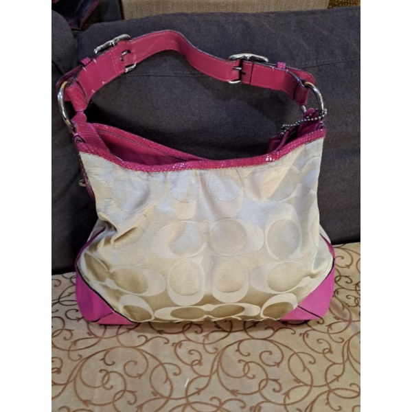 Preloved coach signature pink