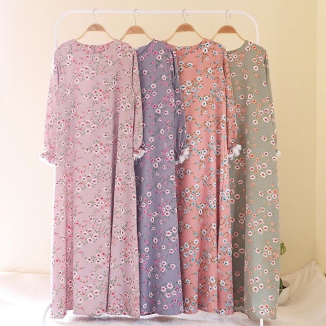 Gamis motif bunga, dress muslimah motif bunga, gamis bunga, gamis motif lucu, flower dress, muslimah