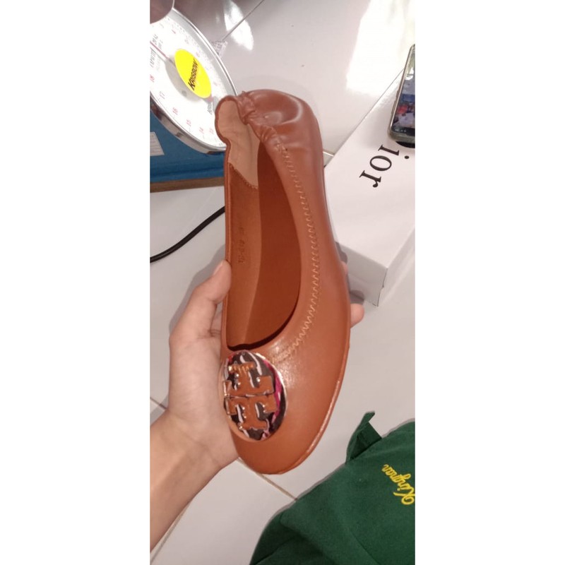 tory burch sepatu