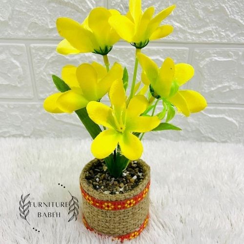 Bunga Hias Plastik Lily Mini Tidak Layu Anggun