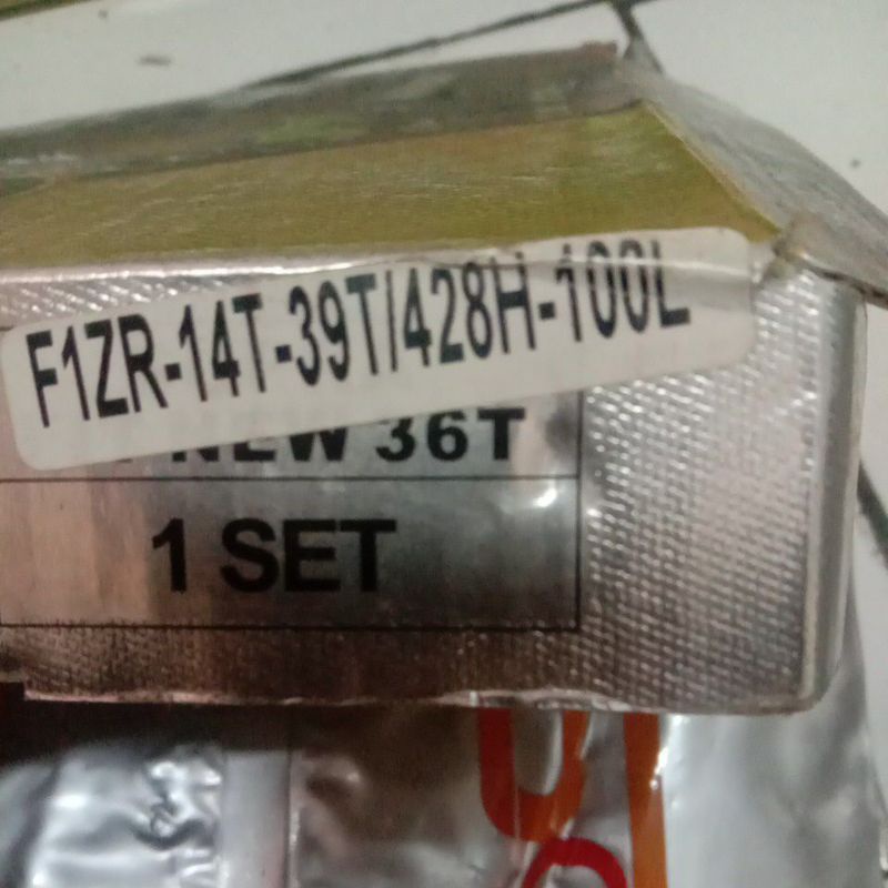 Gearset Girset Chainkit Gir Gear Set Rantai F1ZR F1 FORCE 1 FIZR FIZ F1Z R 428-H 100L 14-T 39-T Paket Sprocket Drive Chain Kit Depan Belakang-2