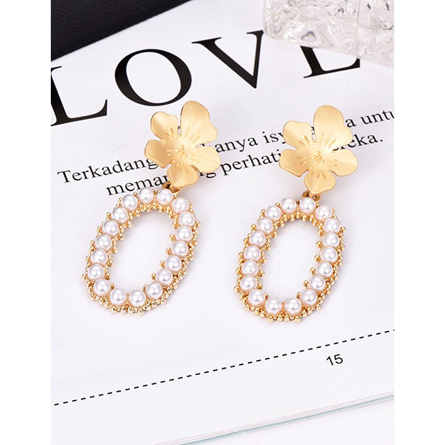 LRC Anting Tusuk Fashion Gold Alloy Pearl Flower Round Earrings F33292