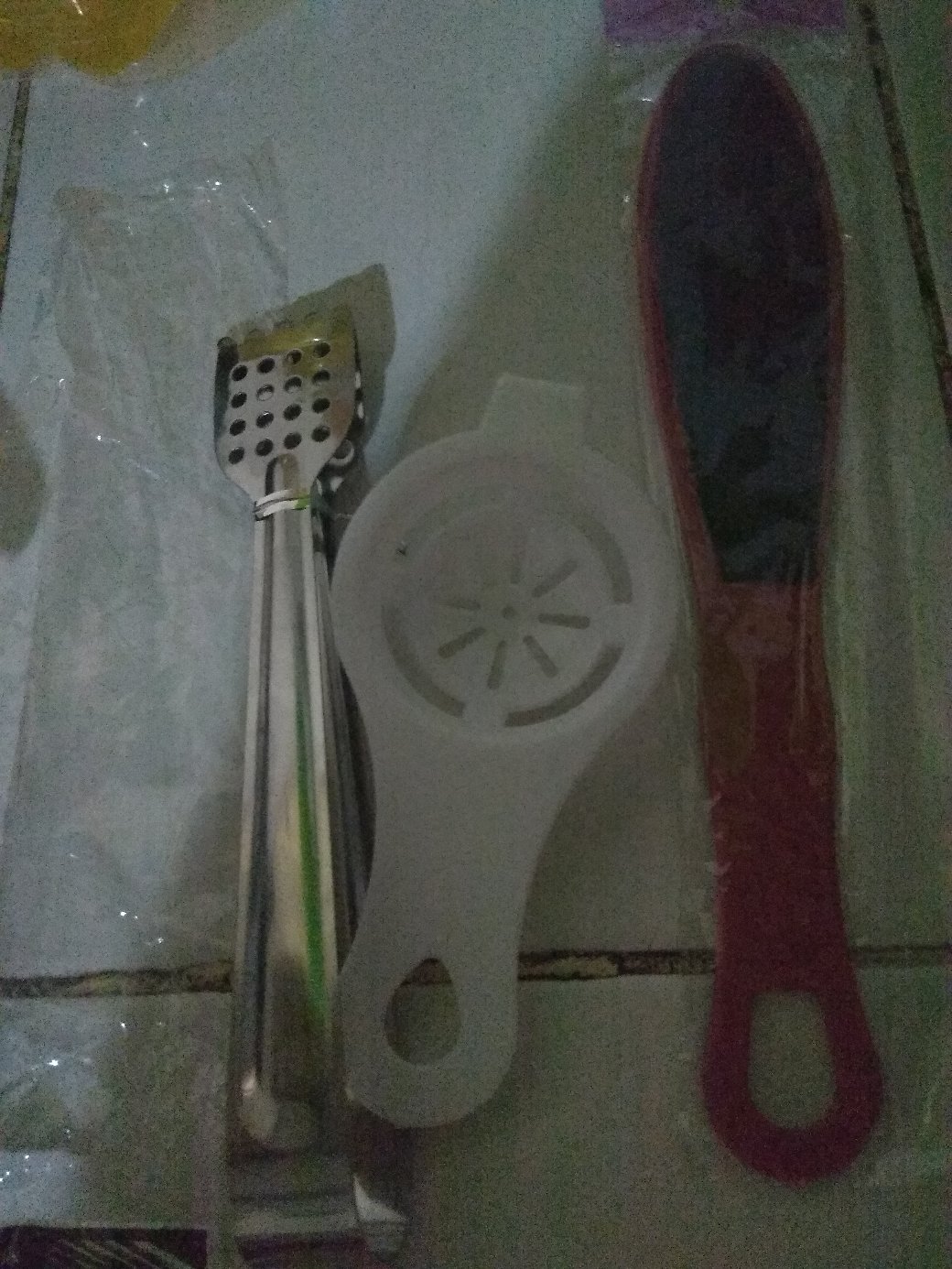 Alat Pemisah Kuning Dan Putih Telur