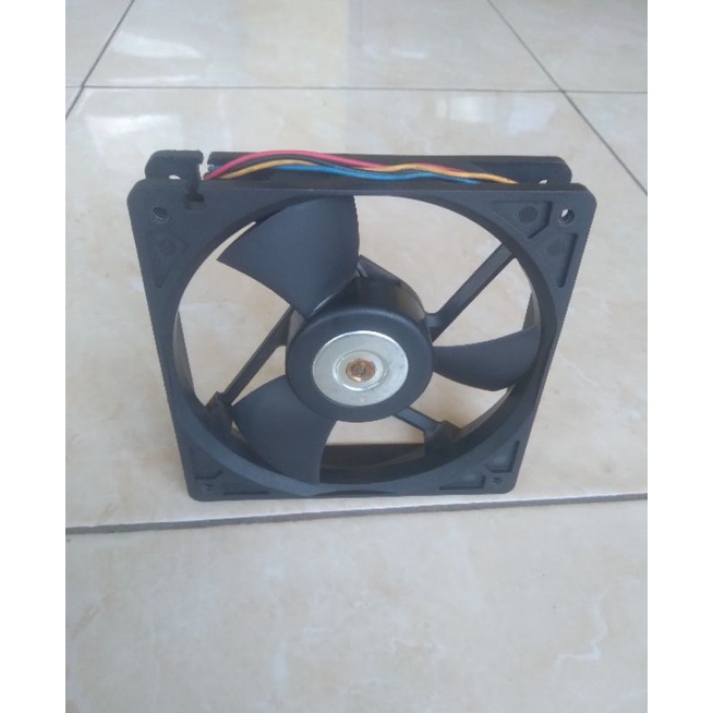 Kipas Fan Dc Brushless 48V 12X12Cm Model EFB1248VH