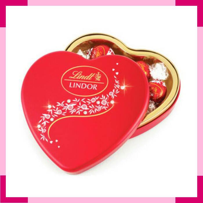 

Lindt Swarovski Crystal Heart Love Chocolate Tin Cokelat Valentine