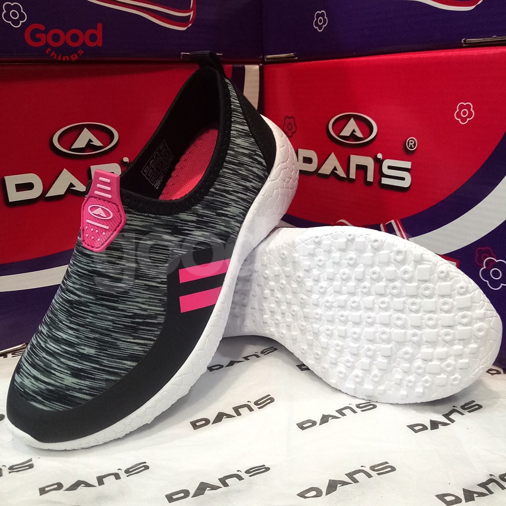 Diora Dans Sepatu Slip on Anak Perempuan