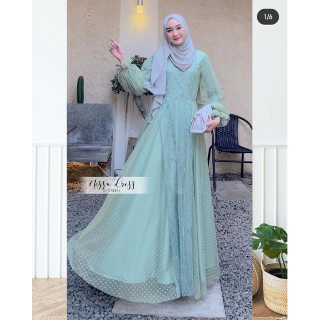 NESSA DRESS RAYAPARI SIZE M (PRELOVED SEKALI PAKAI)