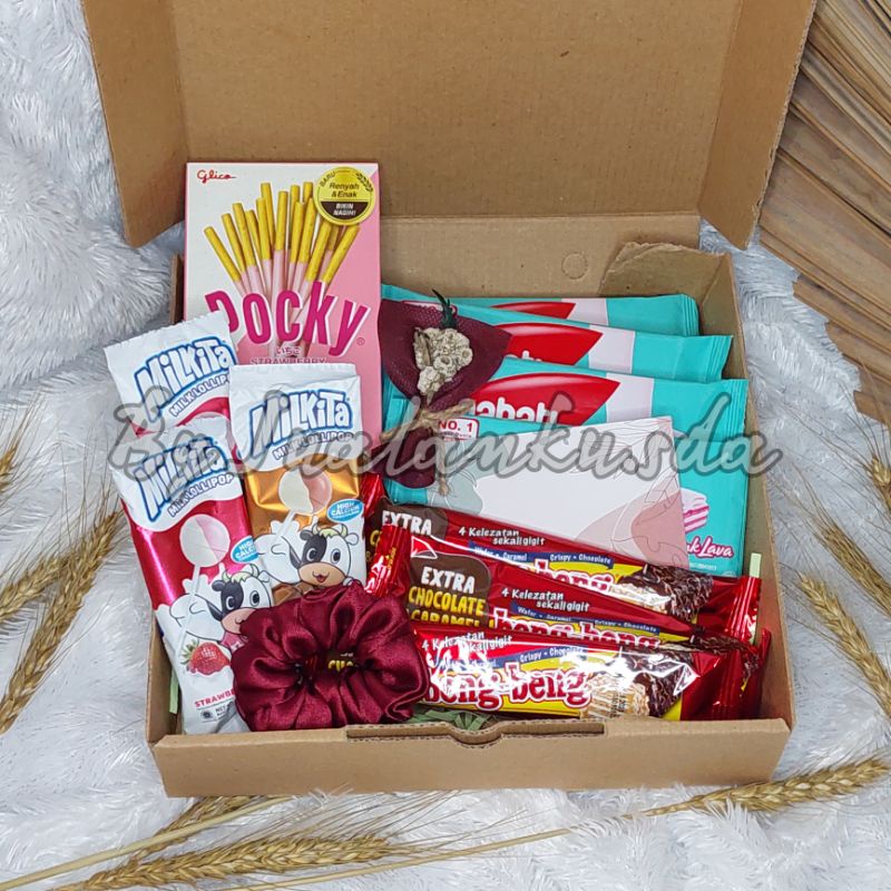

HAMPRES SNACK MURAH KADO ULANG TAHUN WISUDA GRADUATION SOUVENIR ULANG TAHUN SNACK BOX GIFT - Part 9