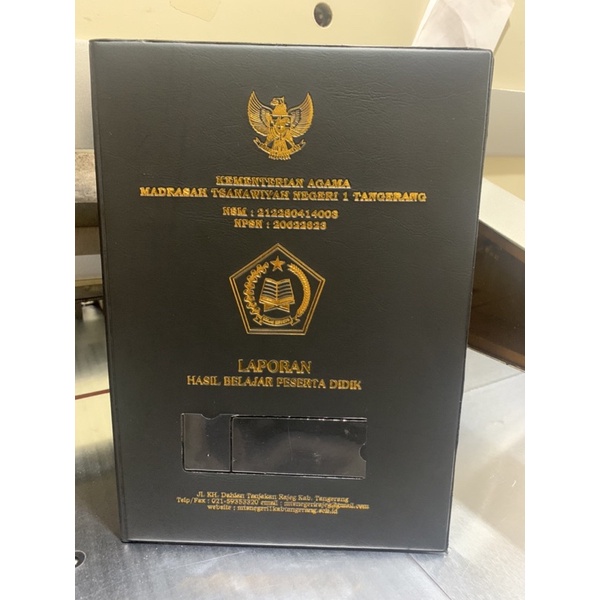 

Map rapot isi 20 kantong minimum order 20 pcs