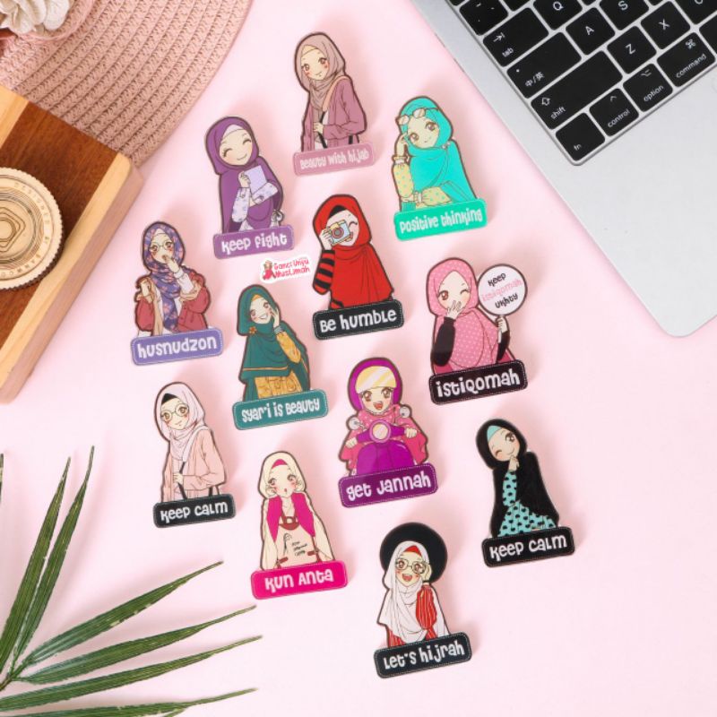 Bross akrilik karakter free custom nama by ganci unyu muslimah