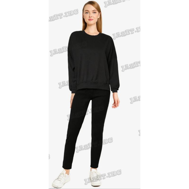 CREWNECK SWEATER POLOS HITAM KEREN KEKINIAN