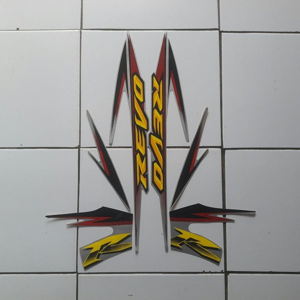Stiker motor revo cw 2007 silver