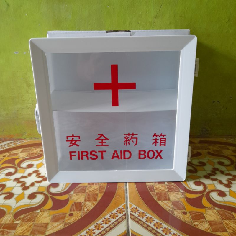 Kotak obat p3k maspion first aid box