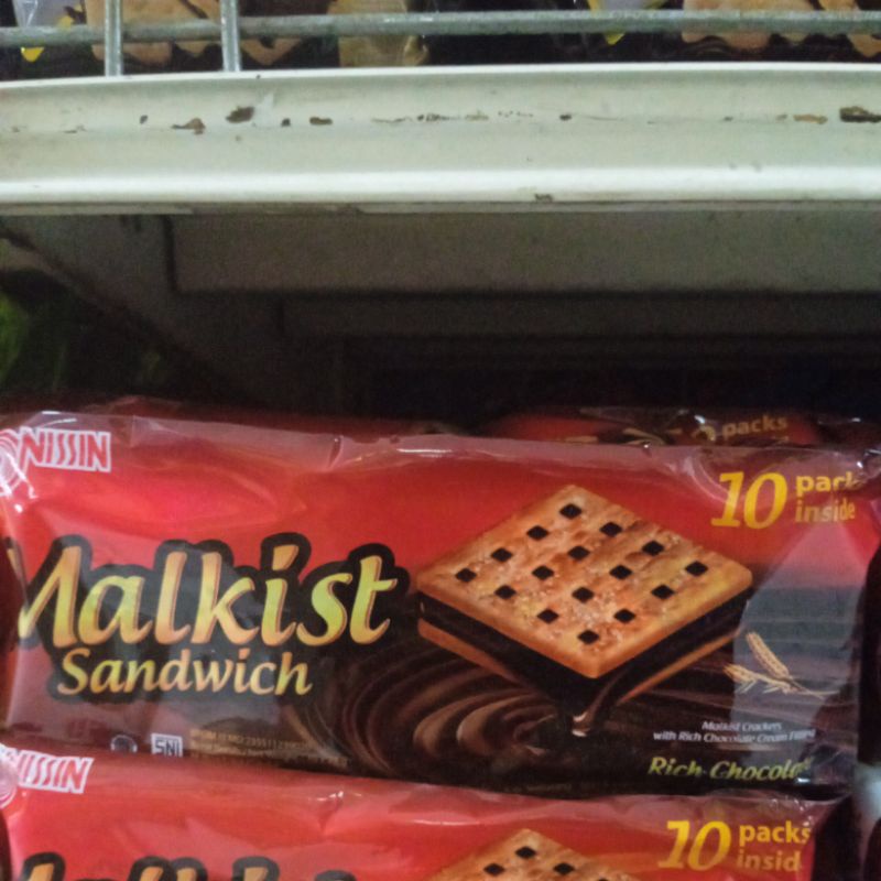 

nissin malkist sandwich coklat 10x24gr