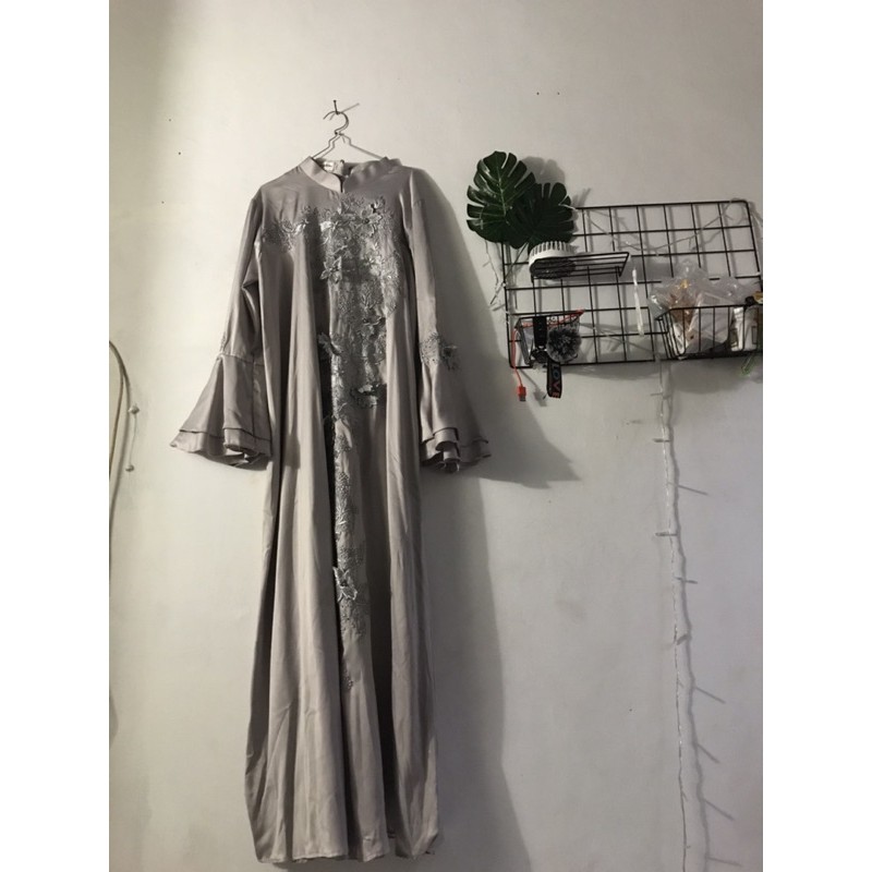 Preloved gaun pesta by Jihan Syakira