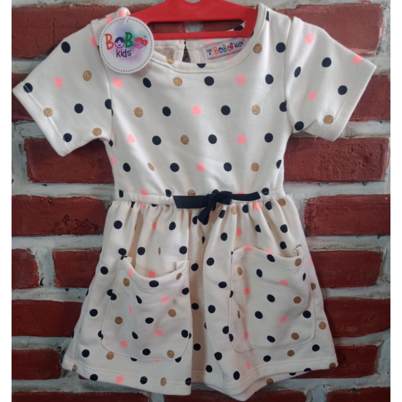 

white polkadot