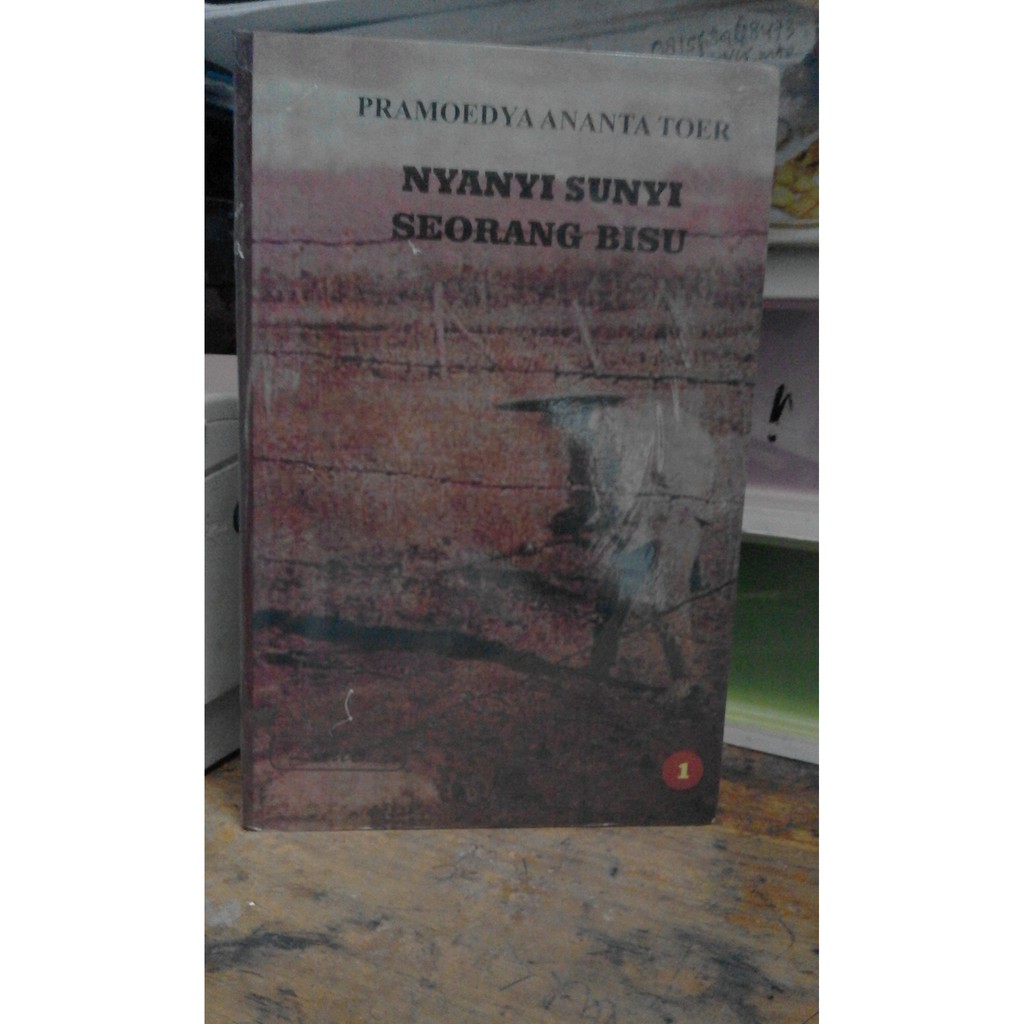 Seri Buku Pramoedya Ananta Toer " NYANYI SUNYI SEORANG BISU 1 DAN 2 "