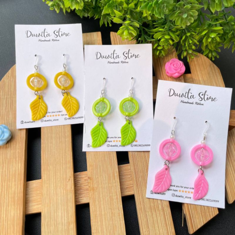 HANDMADE ANTING ANAK/DEWASA KAITAN PLASTIK MOTIF DAUN PASTEL