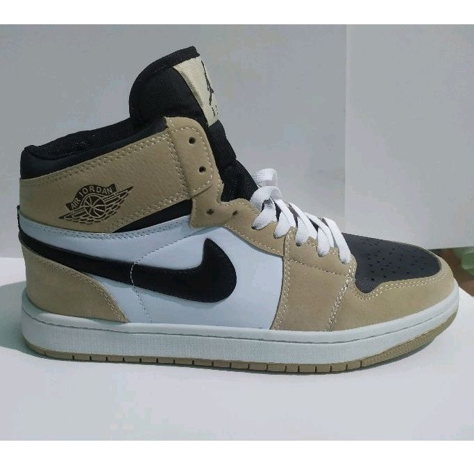 Sepatu Nike Air Jordan 1 High Barely Orange Cream Black Krem Hitam Import