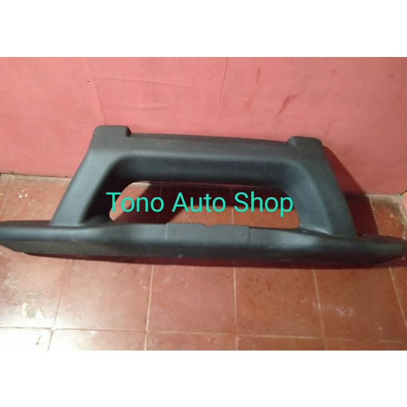 Tanduk bemper depan Taruna