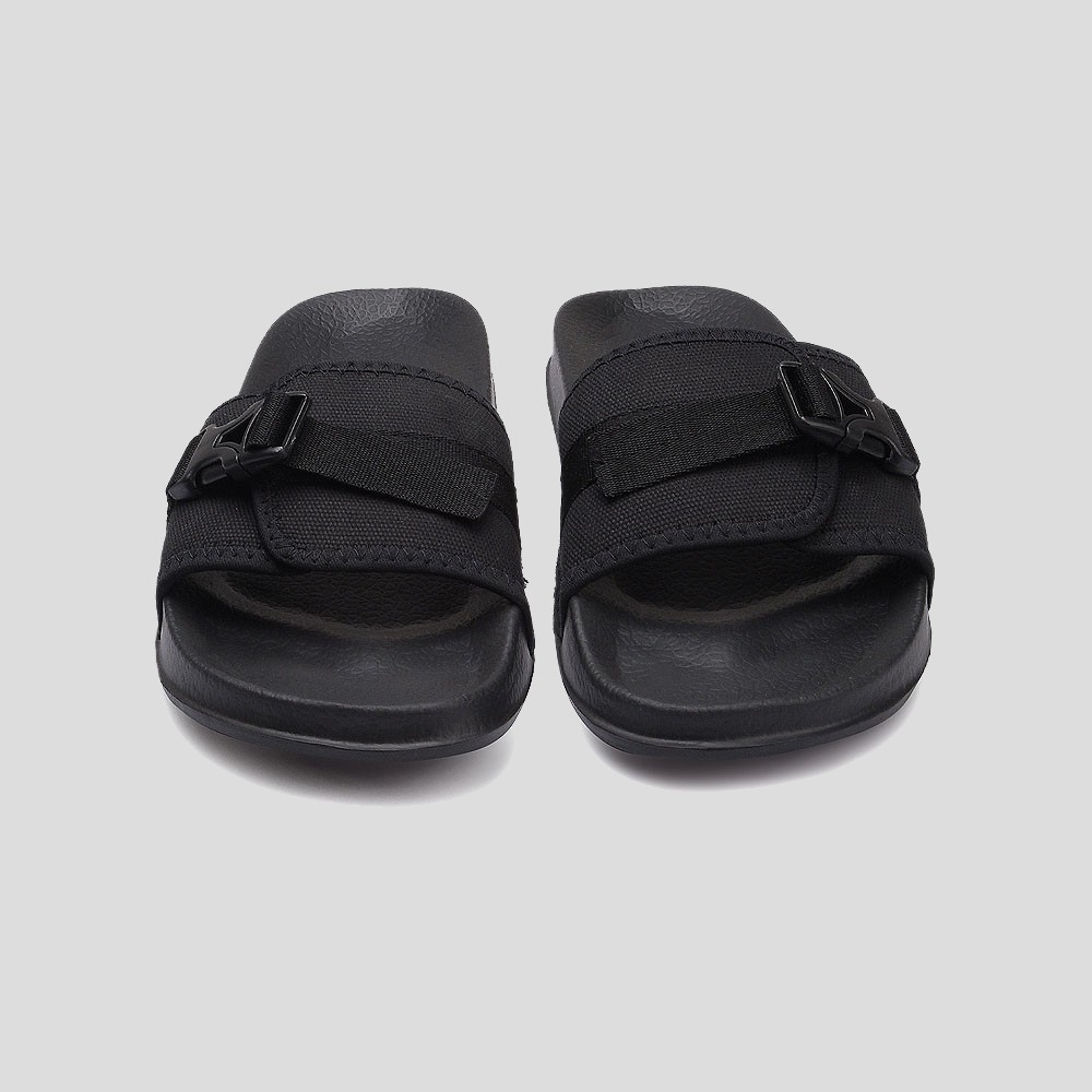 CAPSULE 0.3 |ManNeedMe x FSTP| Sandal Slop Pria - Sendal SlipOn Ringan