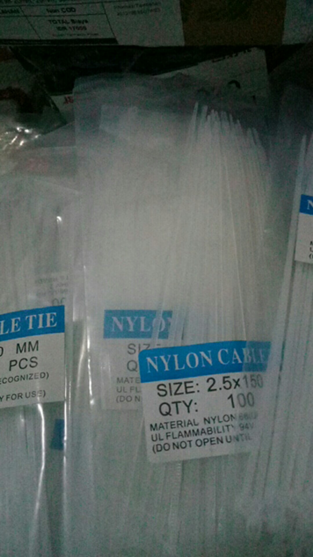 Kabel Ties / Kabel Tish 2.5x150 Mm 15cm Hitam Putih 100 Pc Isi 100pcs