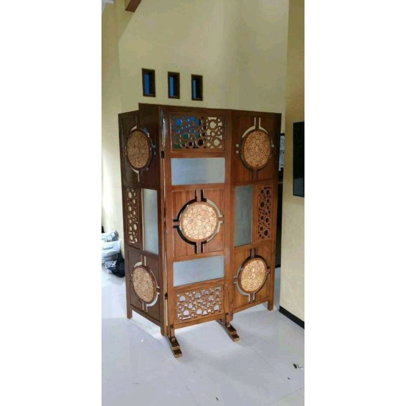 sketsel/penyekat ruangan