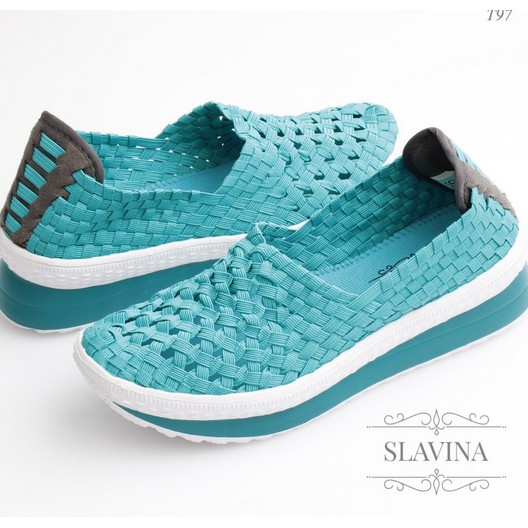 SEPATU WANITA SLAVINA