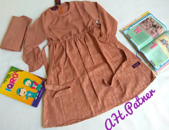 Setelan gamis anak jilbab